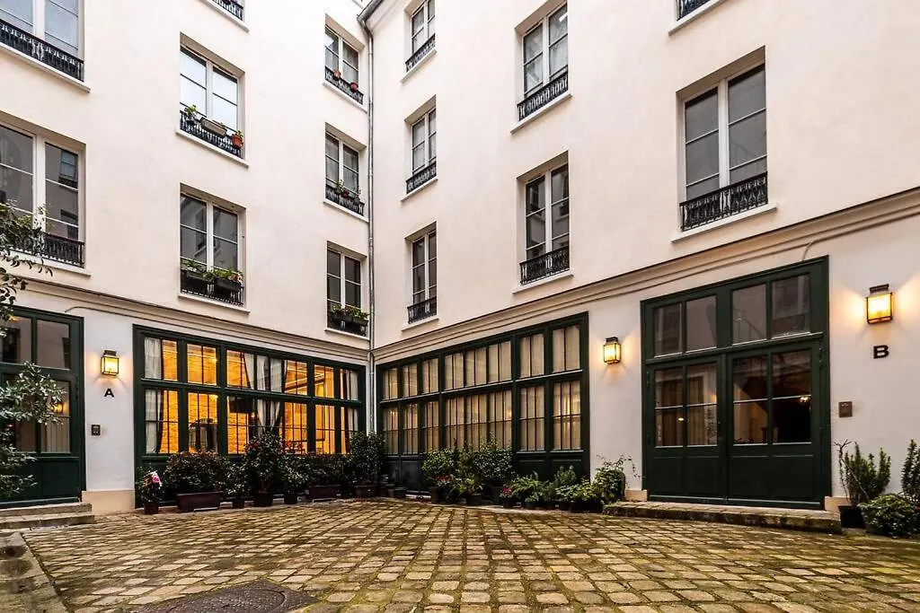 B Luxe Triplex, Cinema Near Place Des Vosges Ac 巴黎 0*,  法国