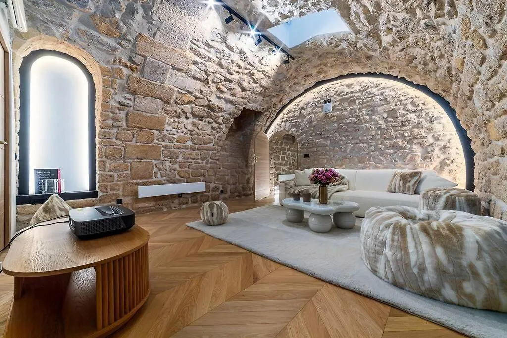 B Luxe Triplex, Cinema Near Place Des Vosges Ac 巴黎 0*,