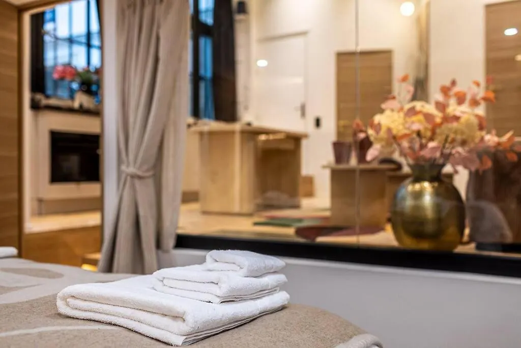 Apartament B Luxe Triplex, Cinema Near Place Des Vosges Ac Paryż